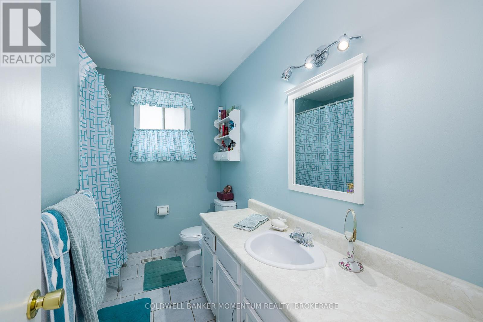 2 WYCHWOOD ROAD - 17