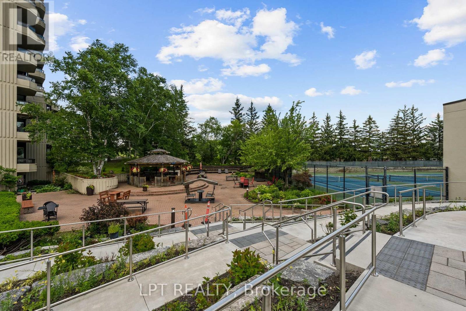 3 Bed, 2 Bath House for Sale in Ottawa – 1505 – 1510 RIVERSIDE DRIVE, Ottawa – MLS# X13477848 - Image 45