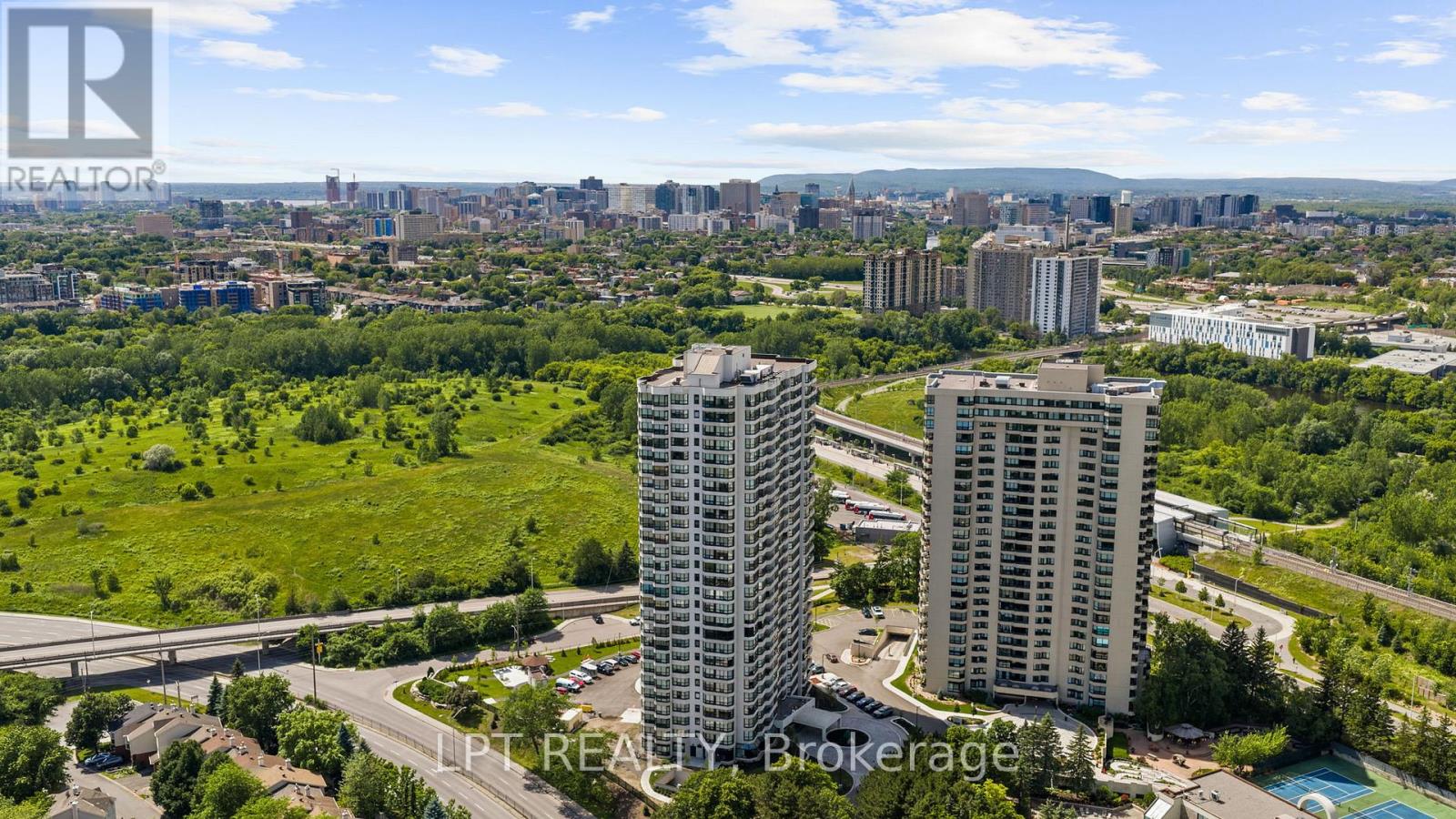3 Bed, 2 Bath House for Sale in Ottawa – 1505 – 1510 RIVERSIDE DRIVE, Ottawa – MLS# X13477848 - Image 6