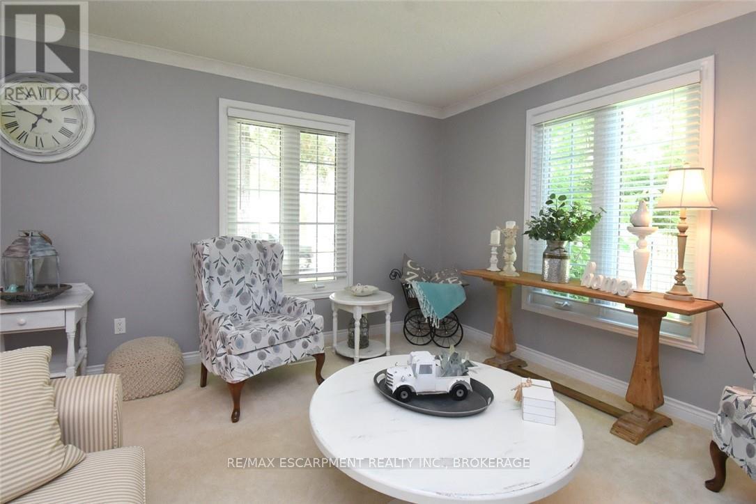 24 SHAW STREET - 5