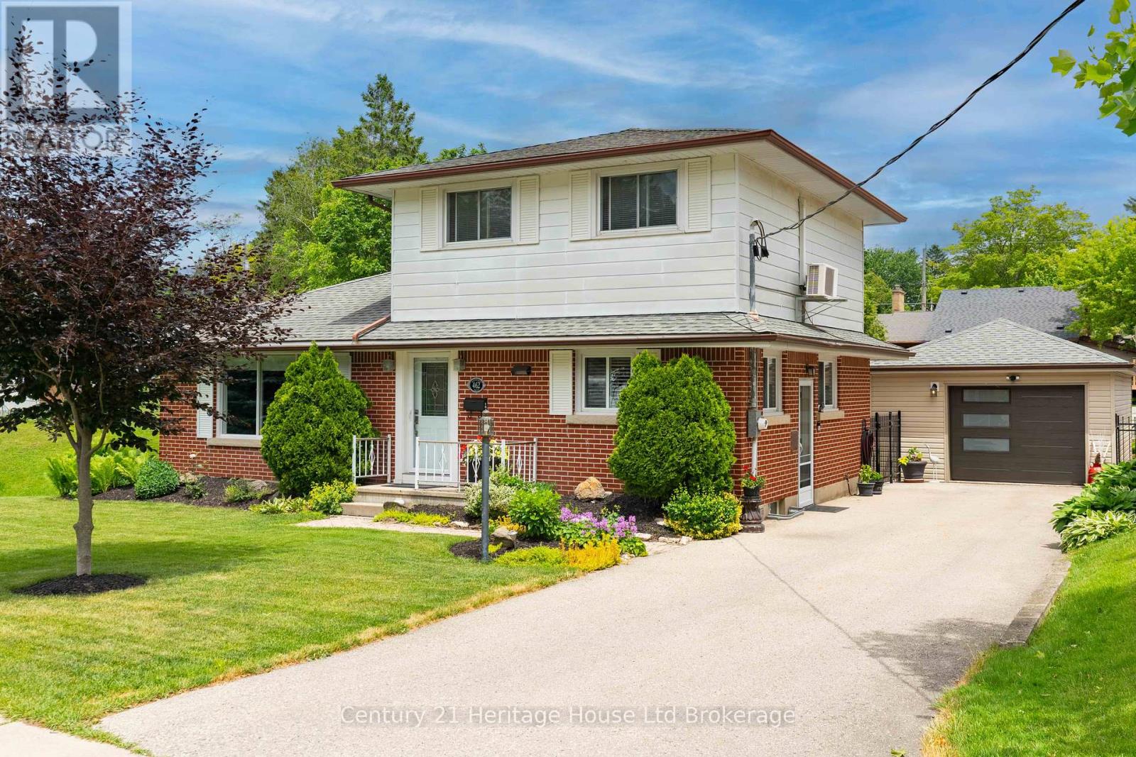 462 RIVERCREST DRIVE - 3