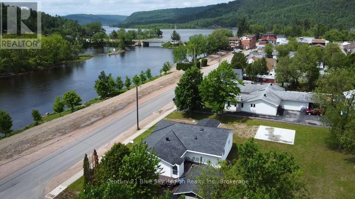 391 MATTAWAN STREET - 4
