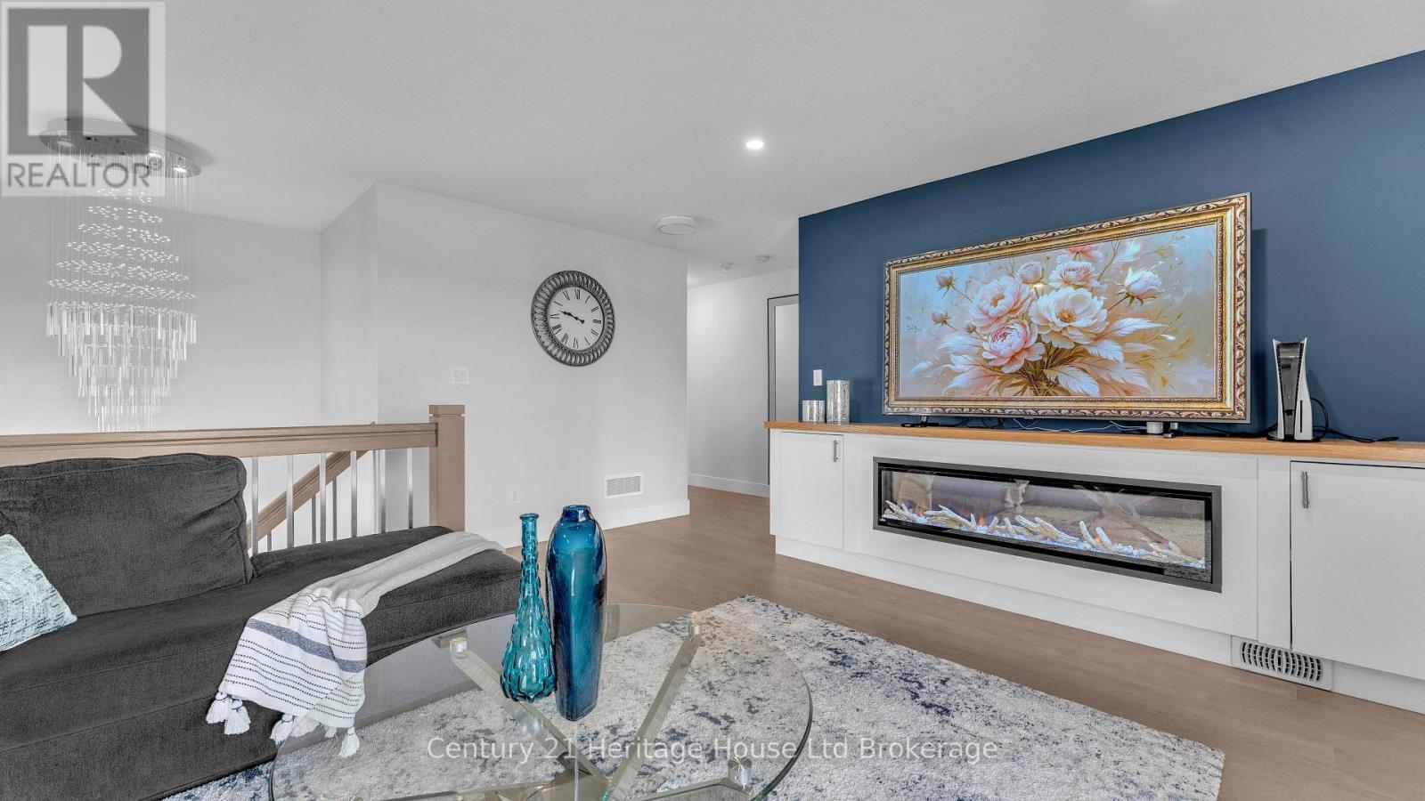 1411 SANDBAR STREET - 16