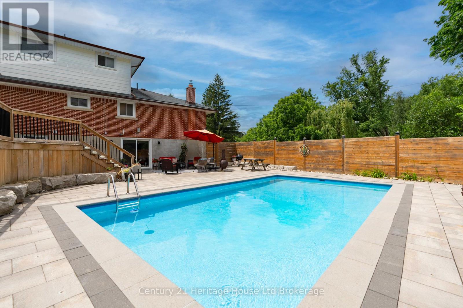 462 RIVERCREST DRIVE - 40