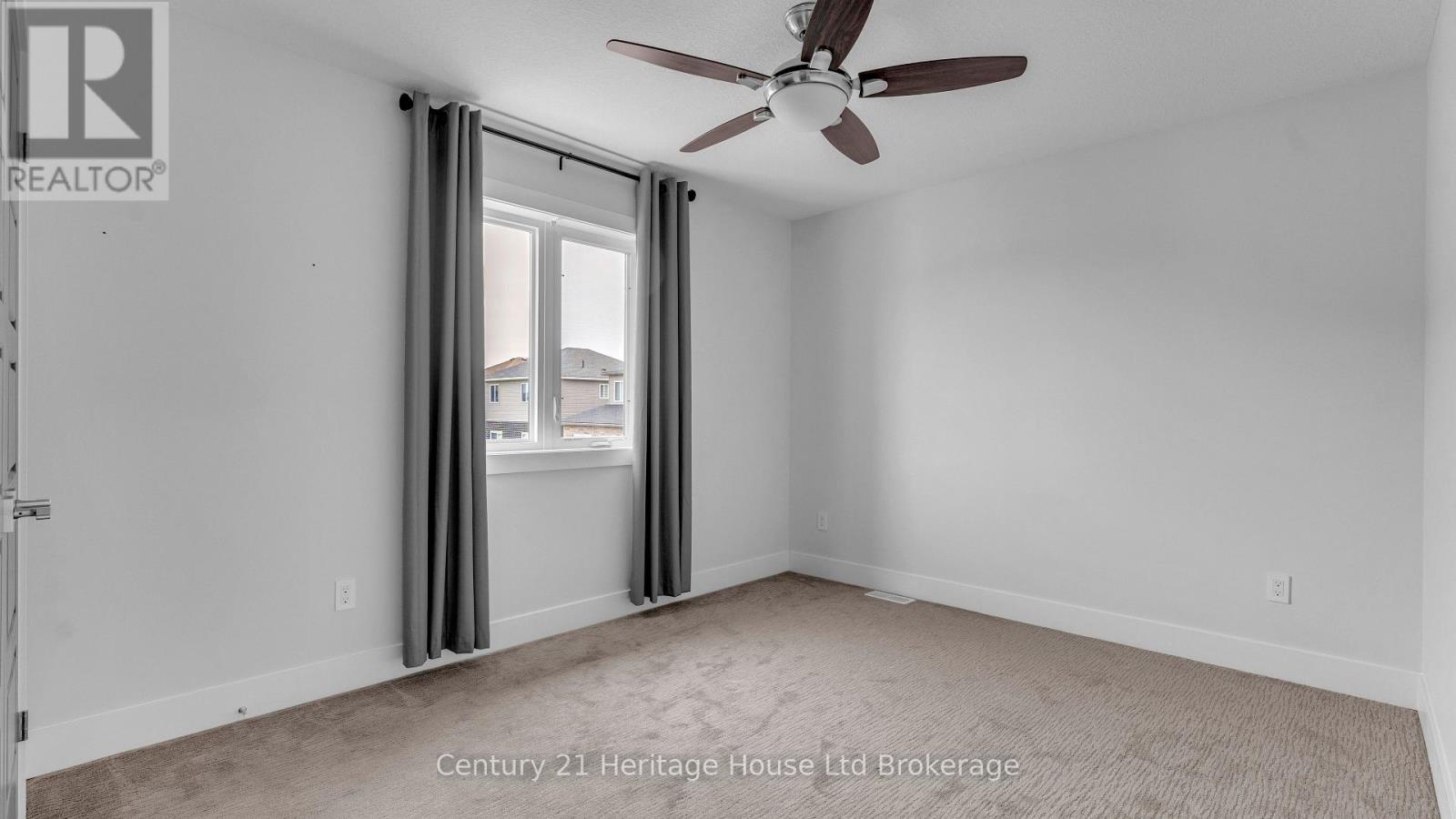 1411 SANDBAR STREET - 23