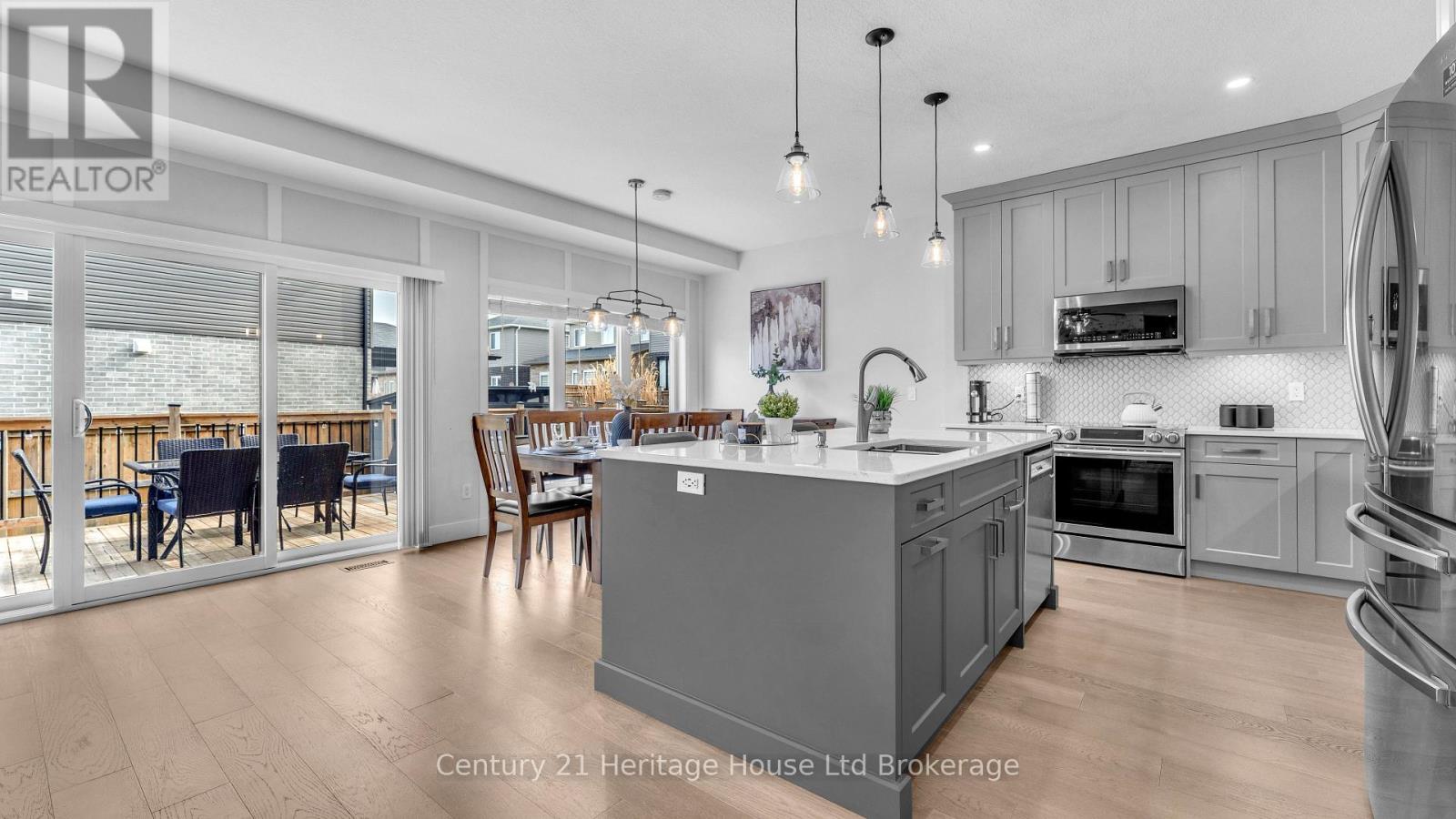 1411 SANDBAR STREET - 5