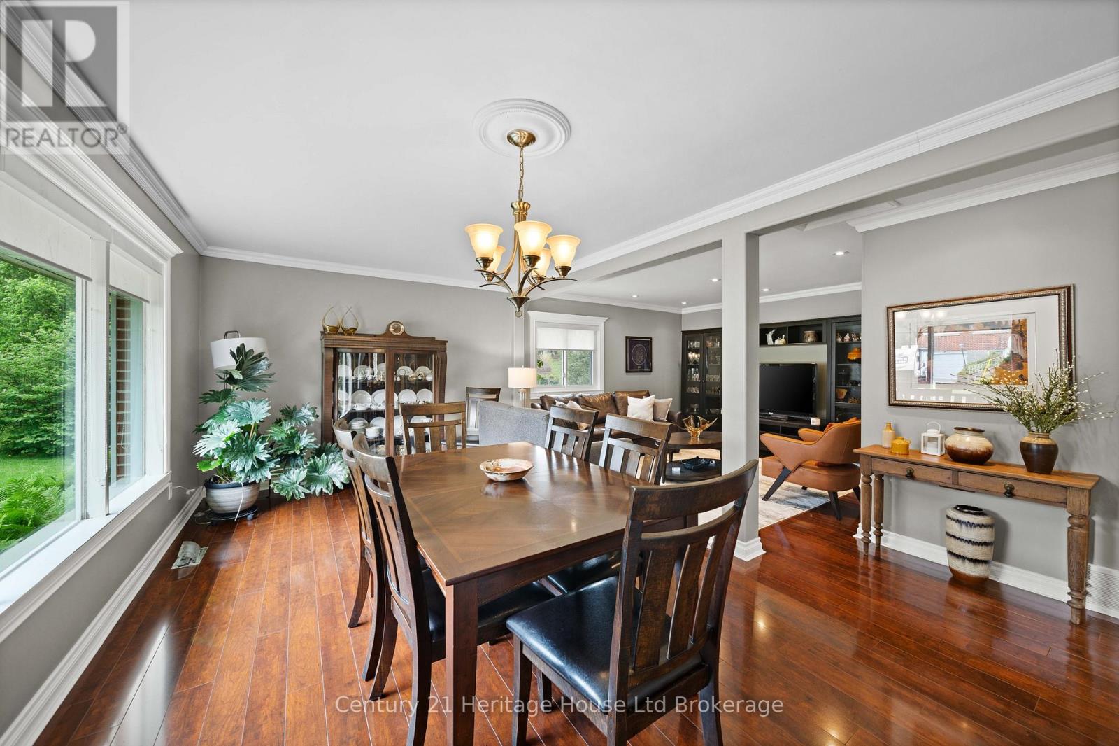 462 RIVERCREST DRIVE - 9