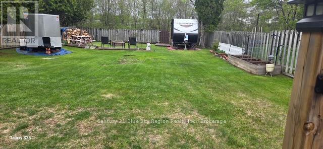 100 STRATHCONA DRIVE - 3