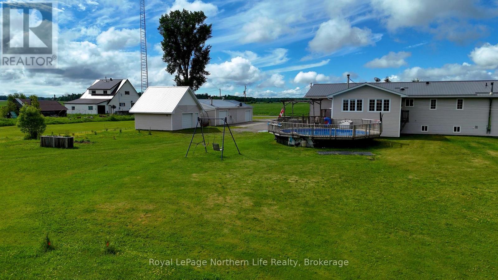 845 OLIVIER ROAD - 6
