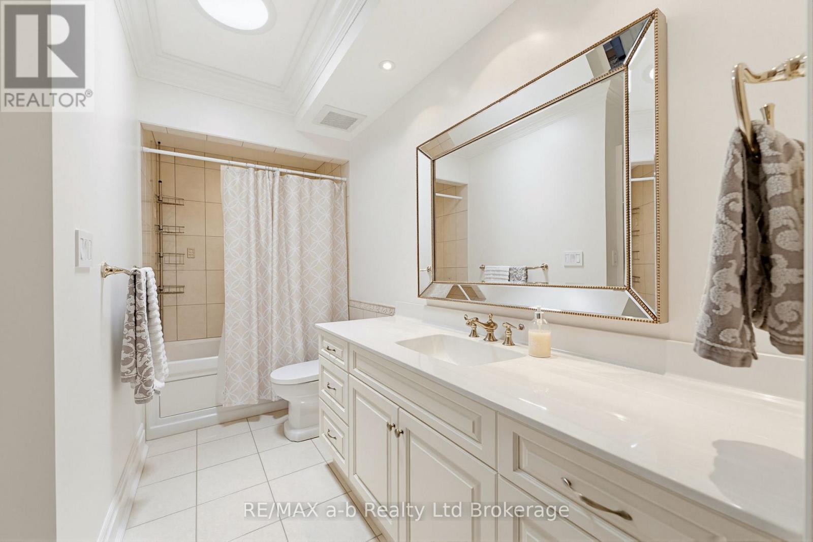 44 YEAGER AVENUE - Image 34
