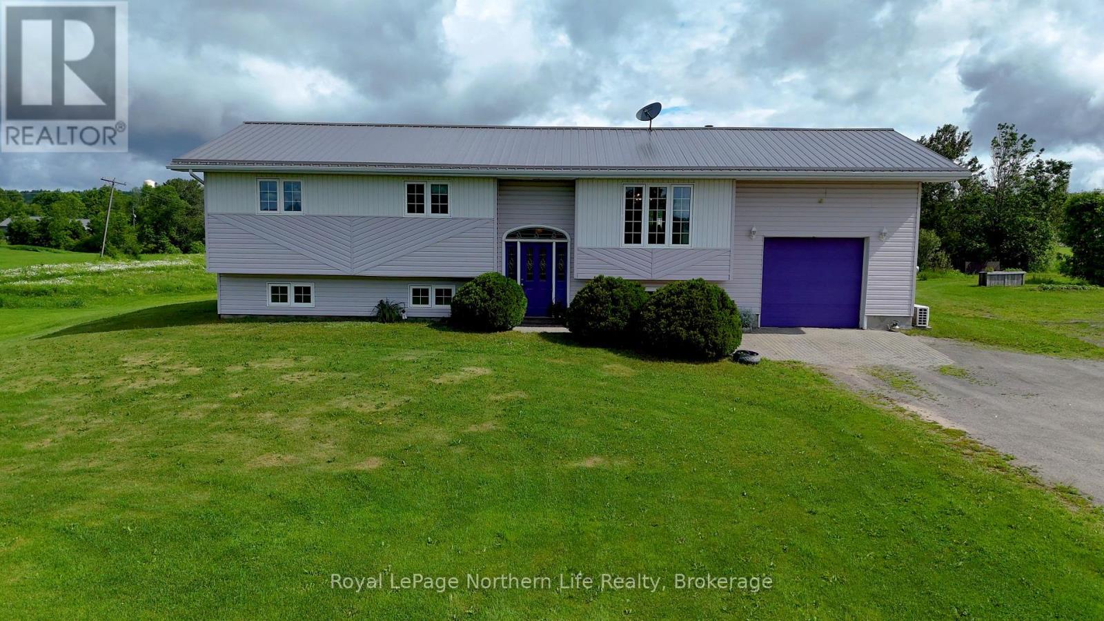 845 OLIVIER ROAD - 2