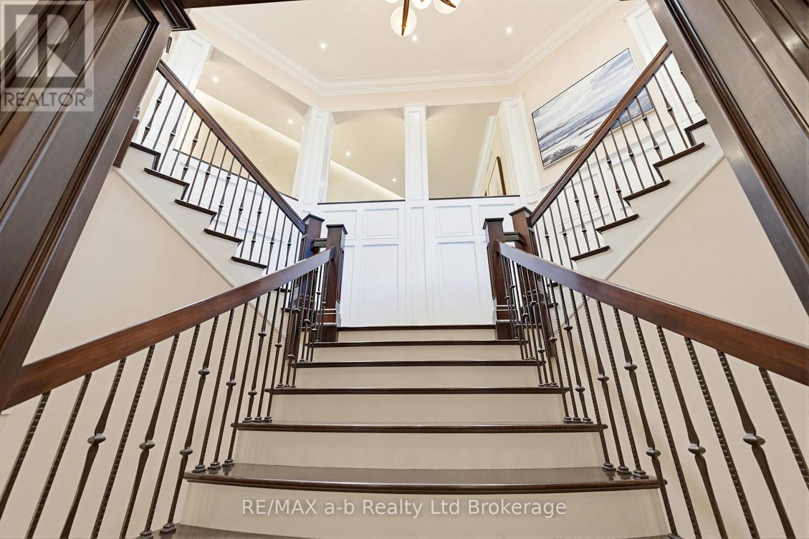 44 YEAGER AVENUE - Image 30