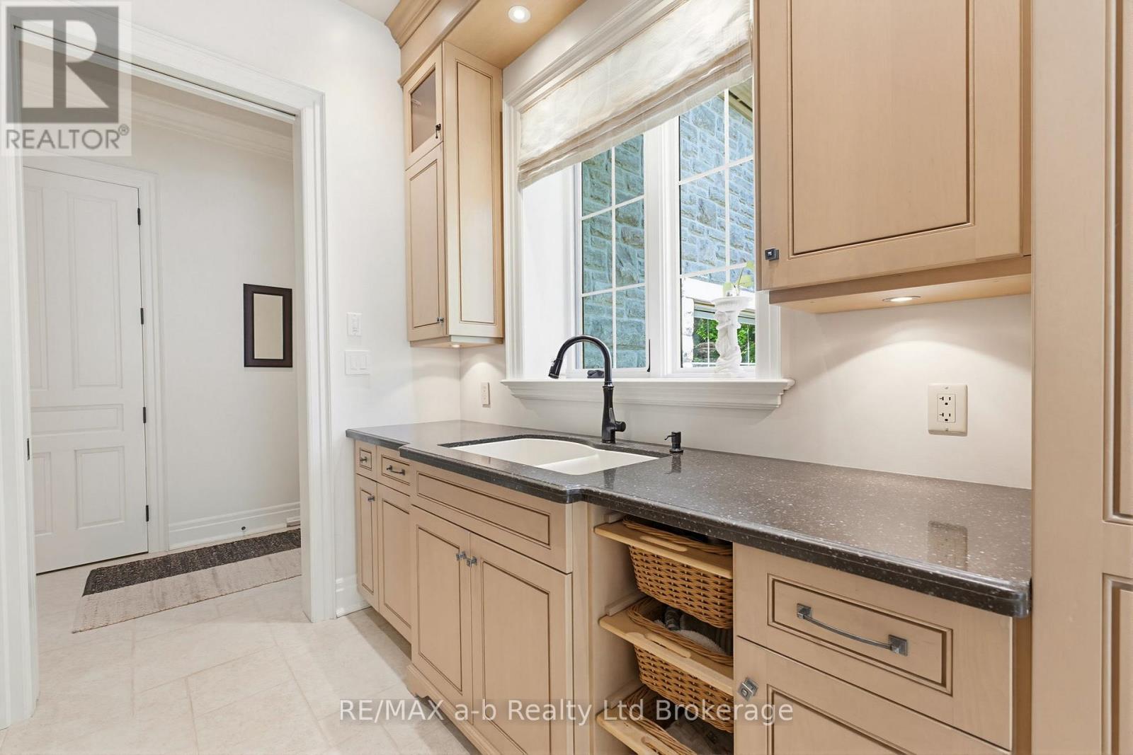 44 YEAGER AVENUE - Image 23