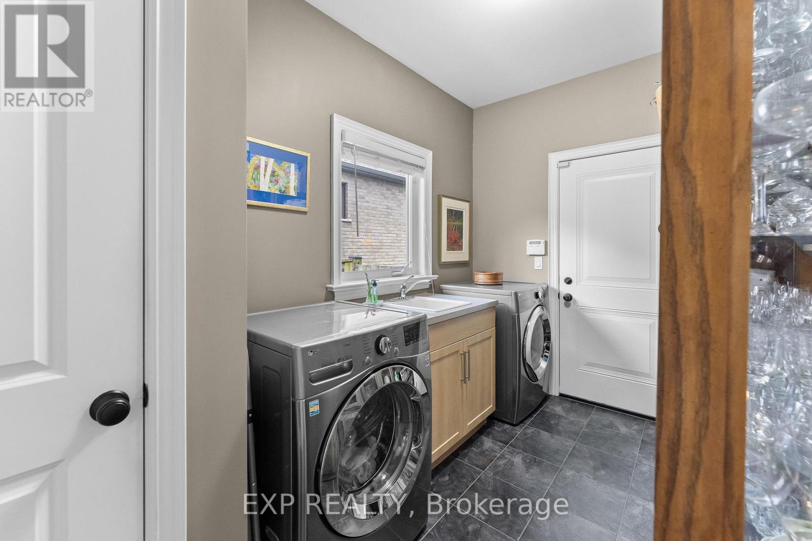 6 CREEKSIDE DRIVE - 19