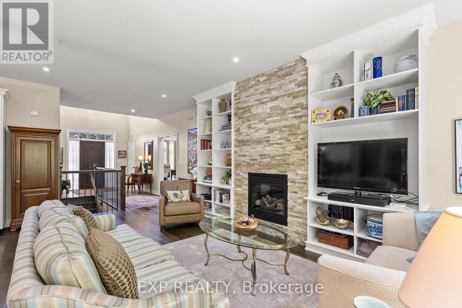 6 CREEKSIDE DRIVE - 22