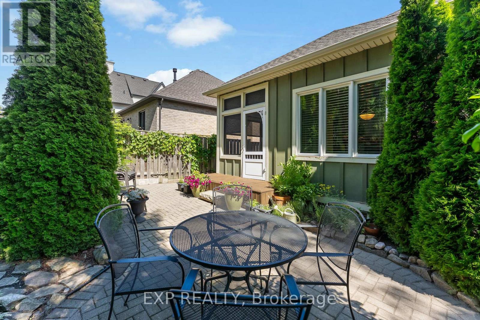 6 CREEKSIDE DRIVE - 40