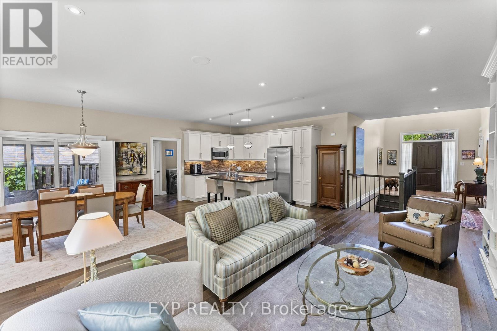 6 CREEKSIDE DRIVE - 9