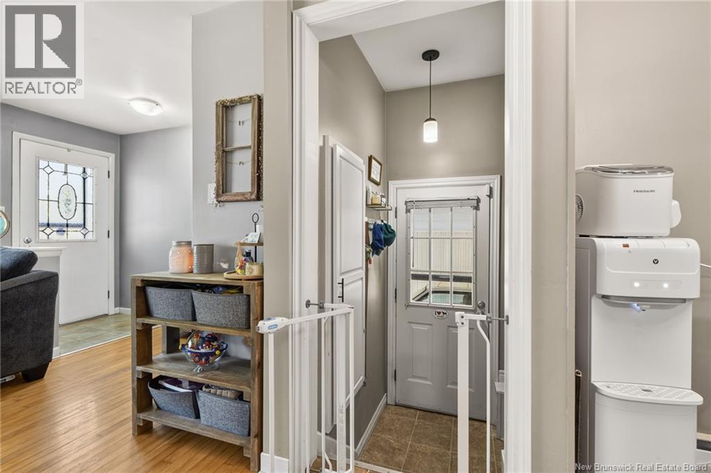 142 Athabaska Avenue - 10