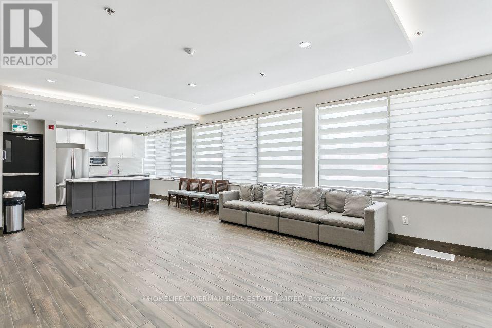 #305 725 DON MILLS ROAD - Image 17