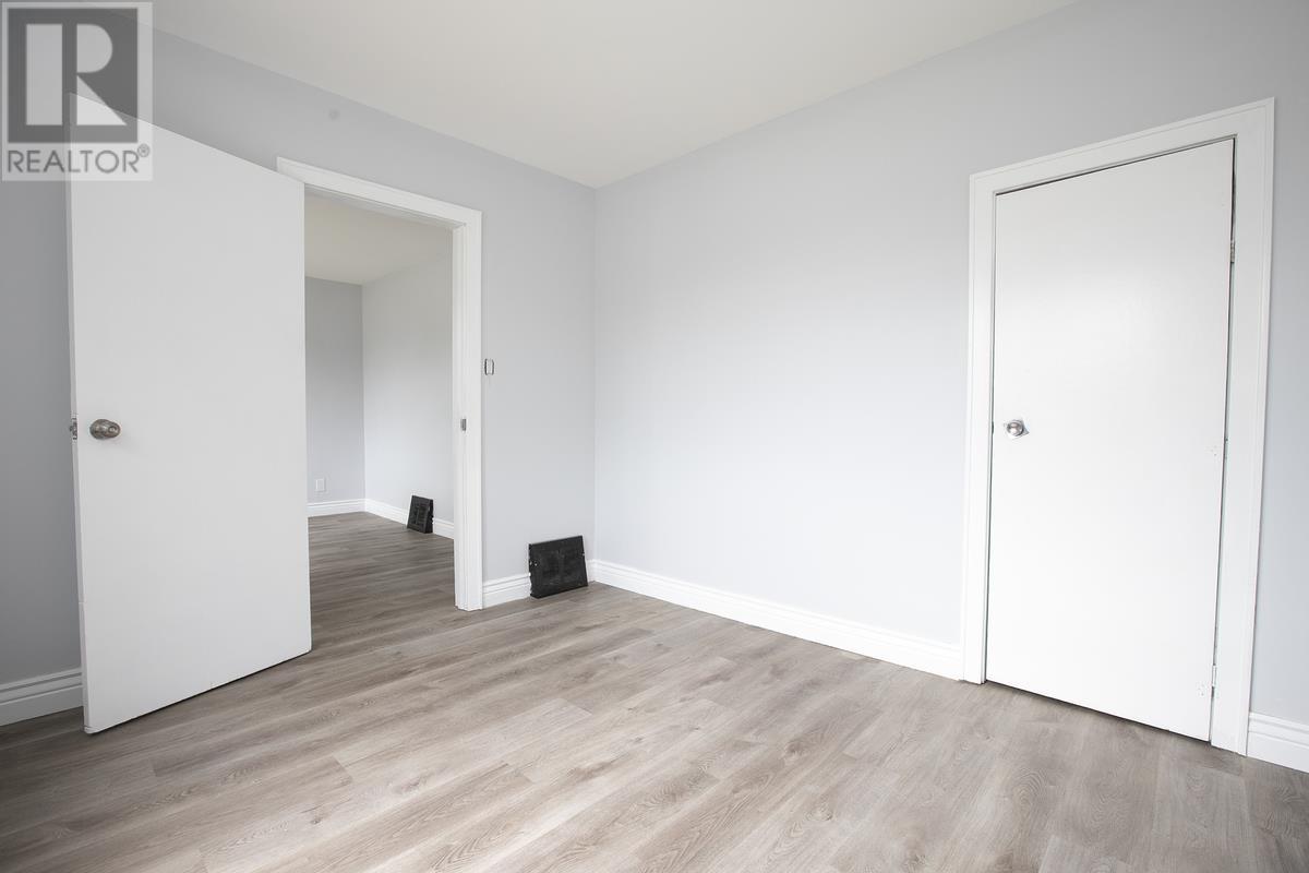 150 Henrietta AVE - 17