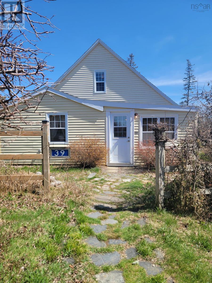 39 Publicover Road - 8
