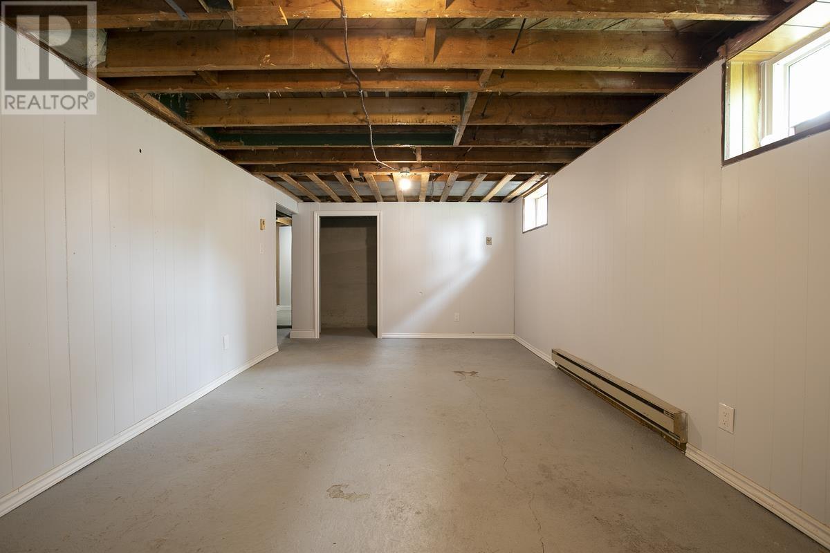 150 Henrietta AVE - 31