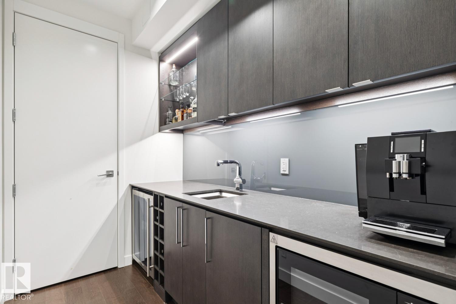 #4602 10360 102 ST NW - 34