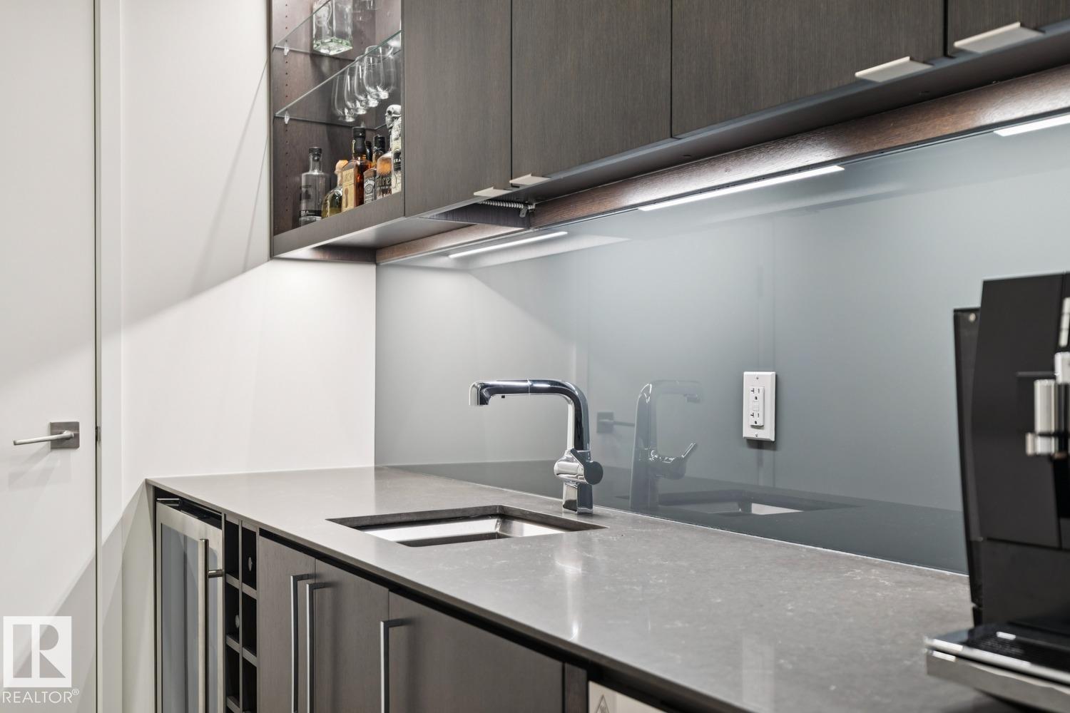 #4602 10360 102 ST NW - 35