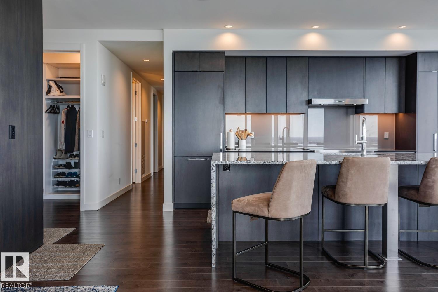 #4602 10360 102 ST NW - 36