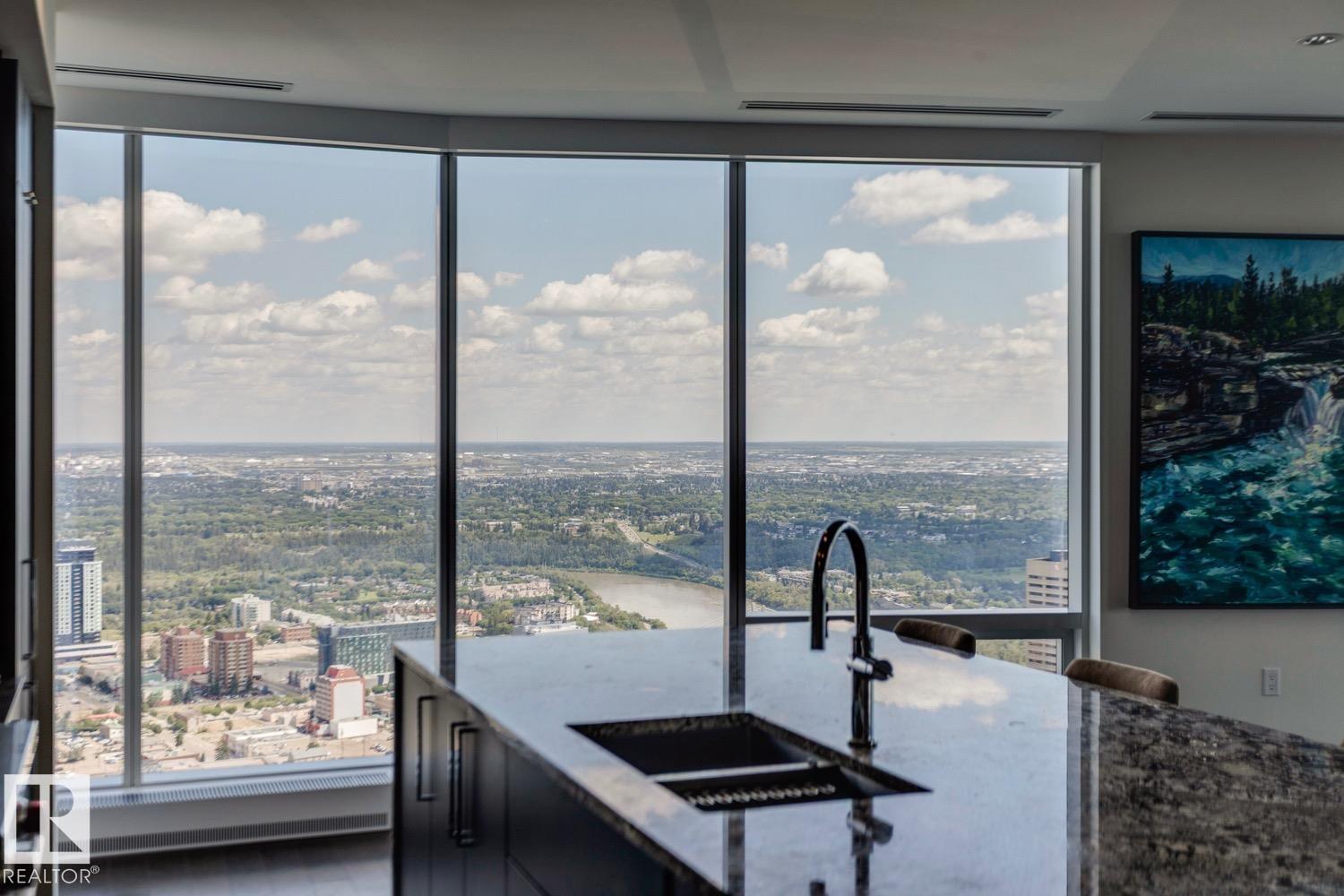 #4602 10360 102 ST NW - 38