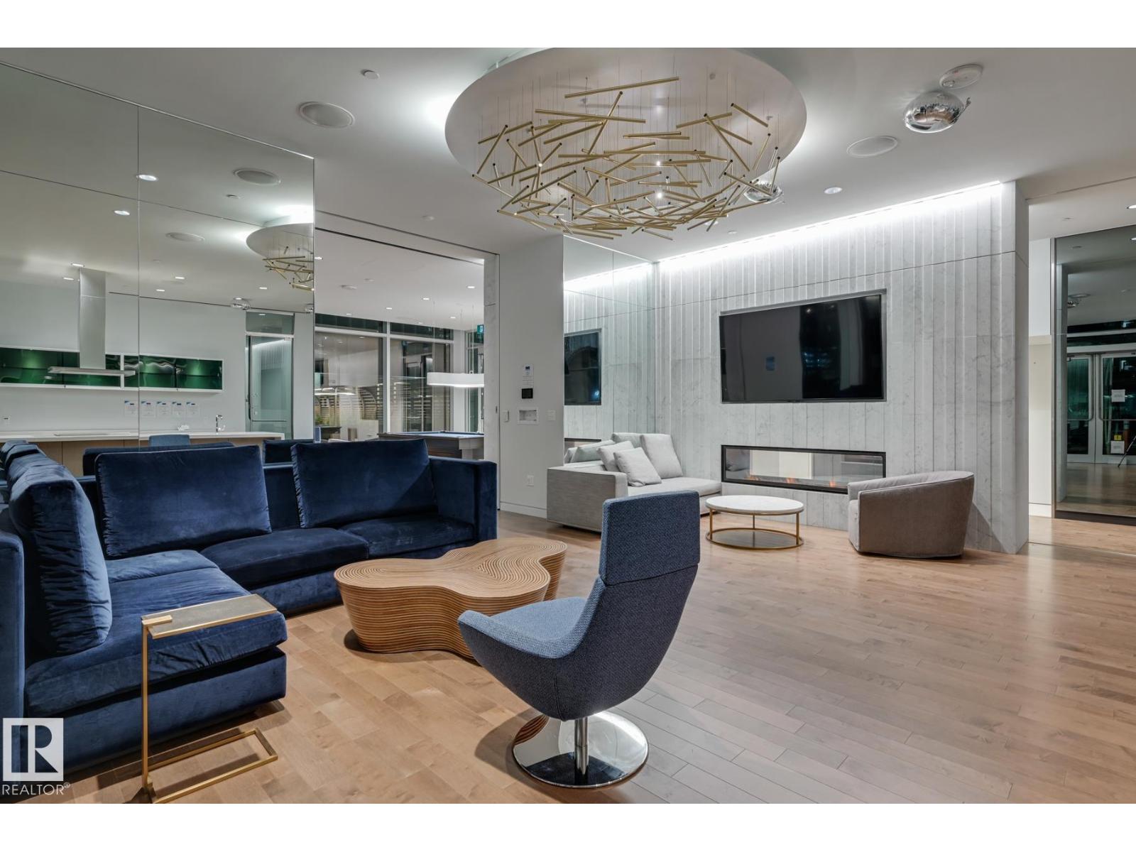 #4602 10360 102 ST NW - 55