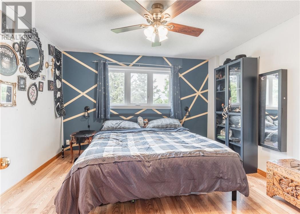 3877 Macmillan Drive - 15
