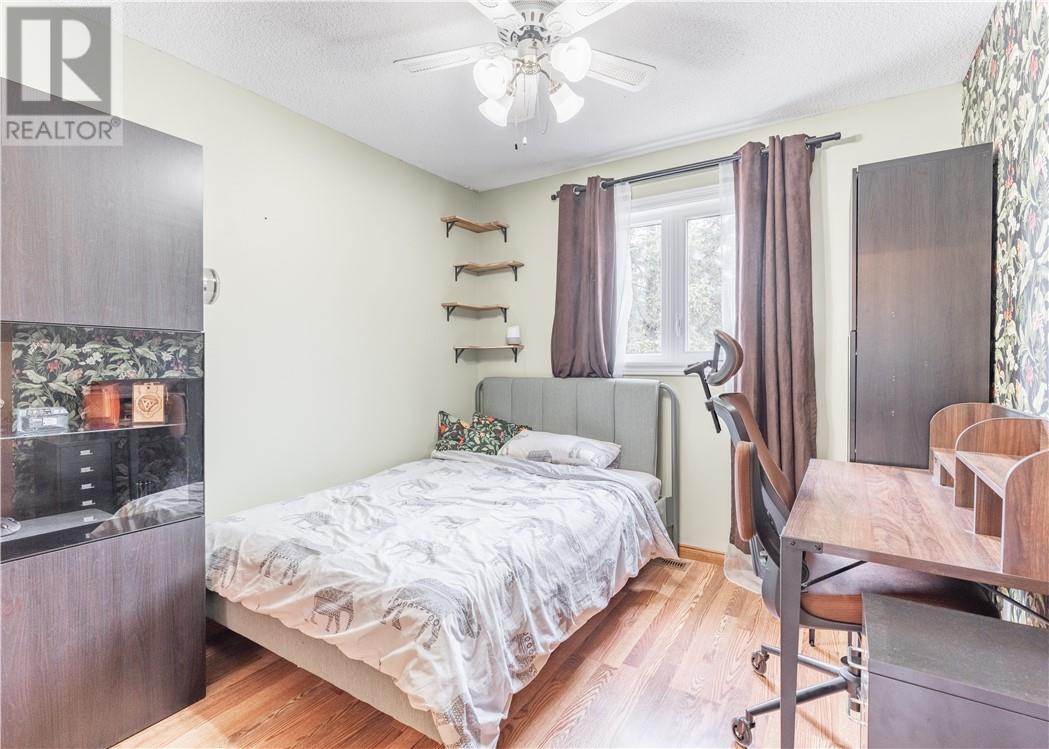 3877 Macmillan Drive - 19