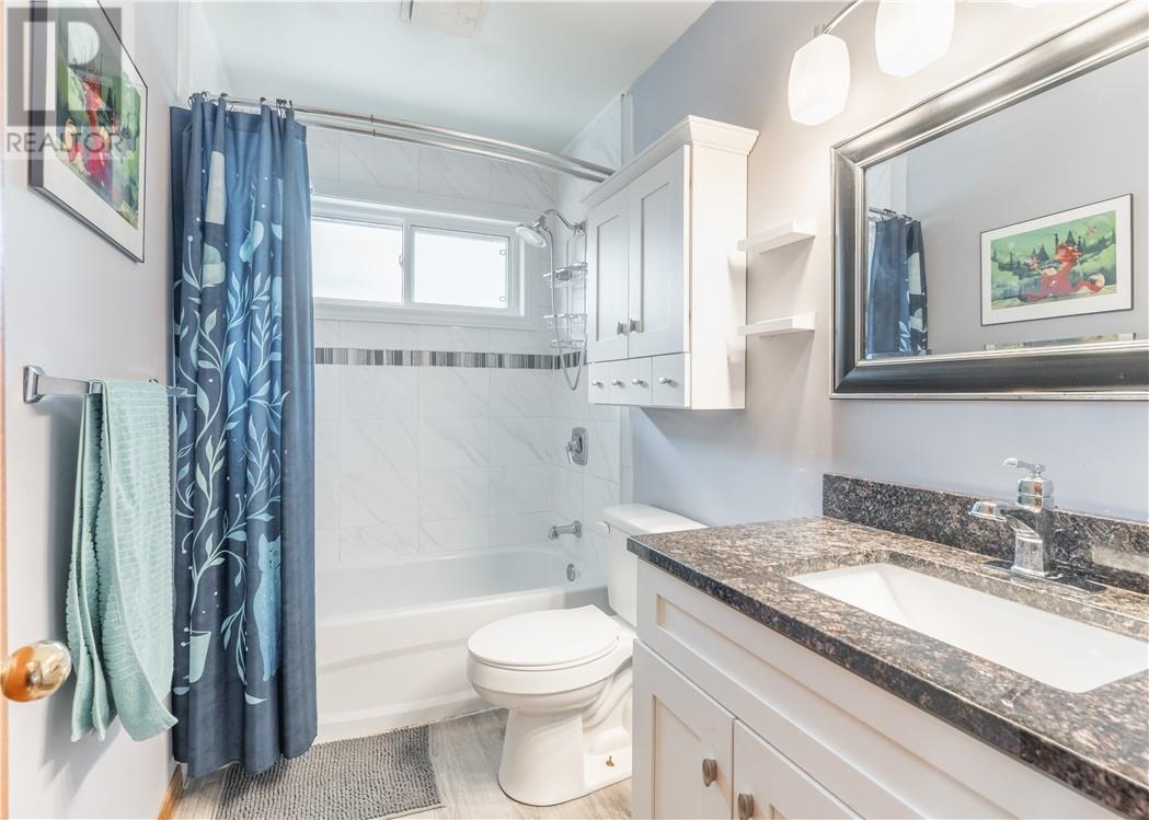3877 Macmillan Drive - 21