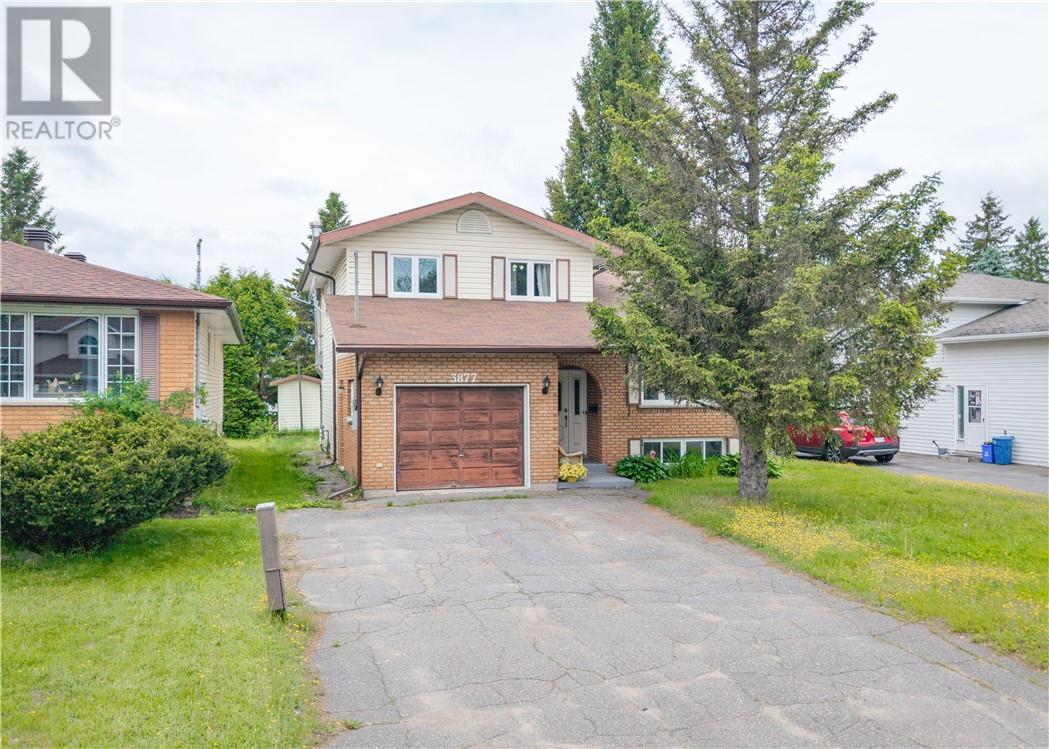 3877 Macmillan Drive - 29