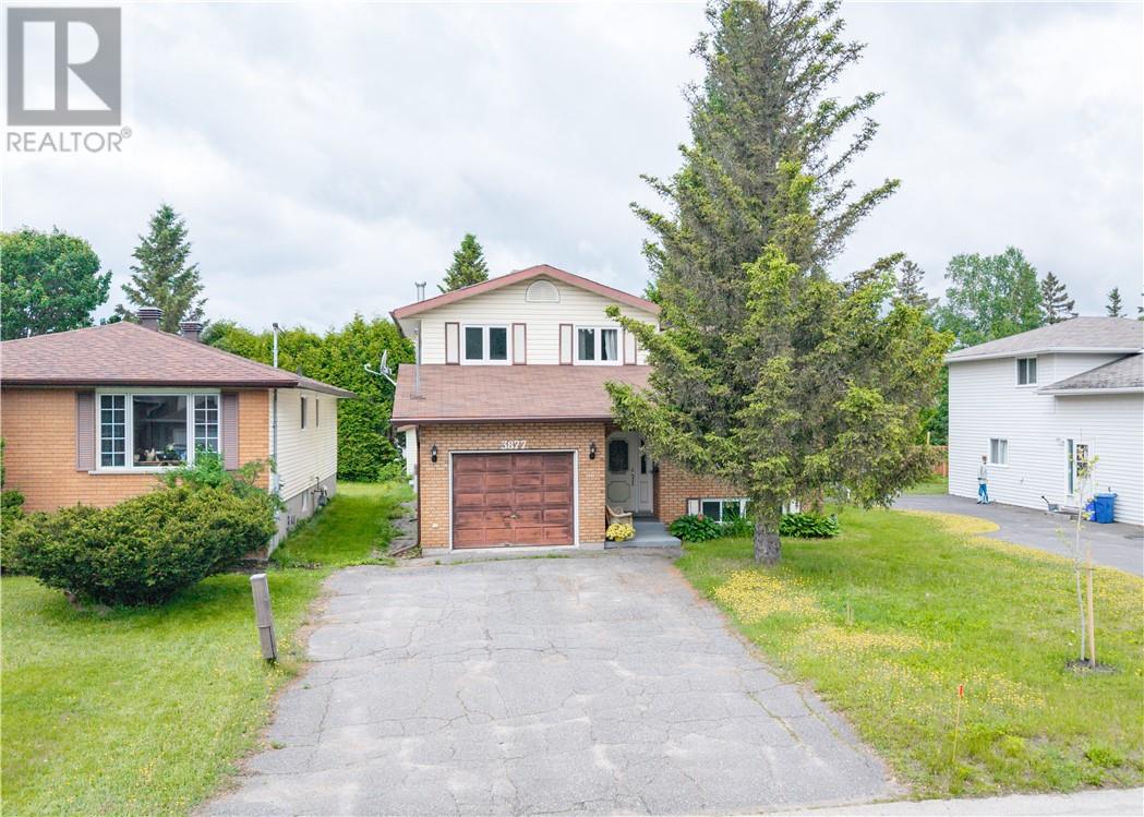 3877 Macmillan Drive - 30