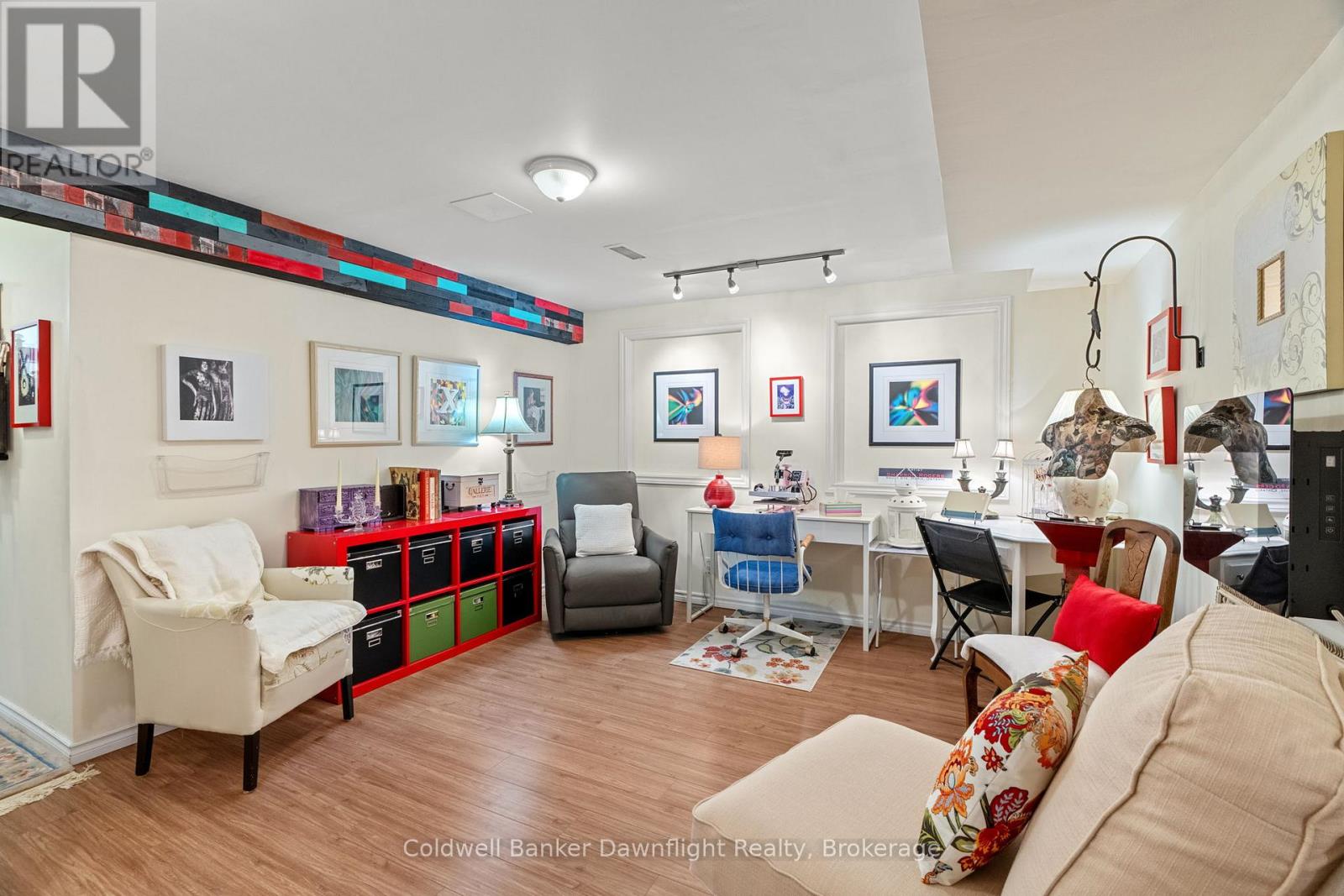 7 BROOKSIDE PLACE - 24