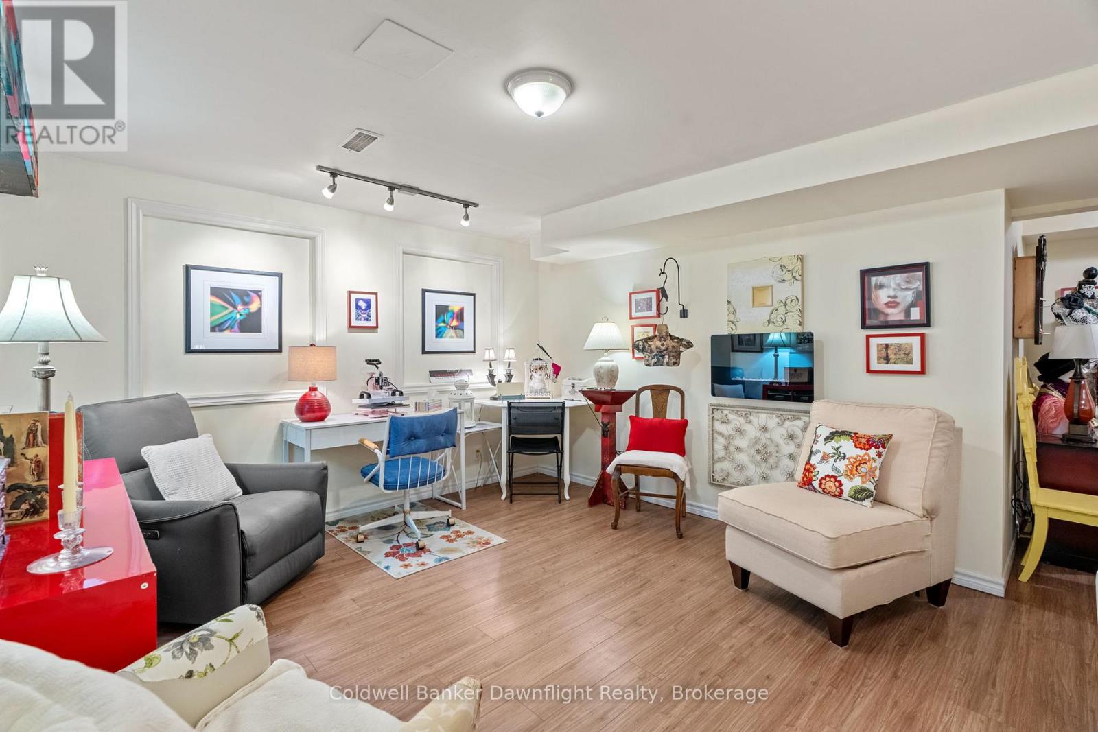 7 BROOKSIDE PLACE - 23