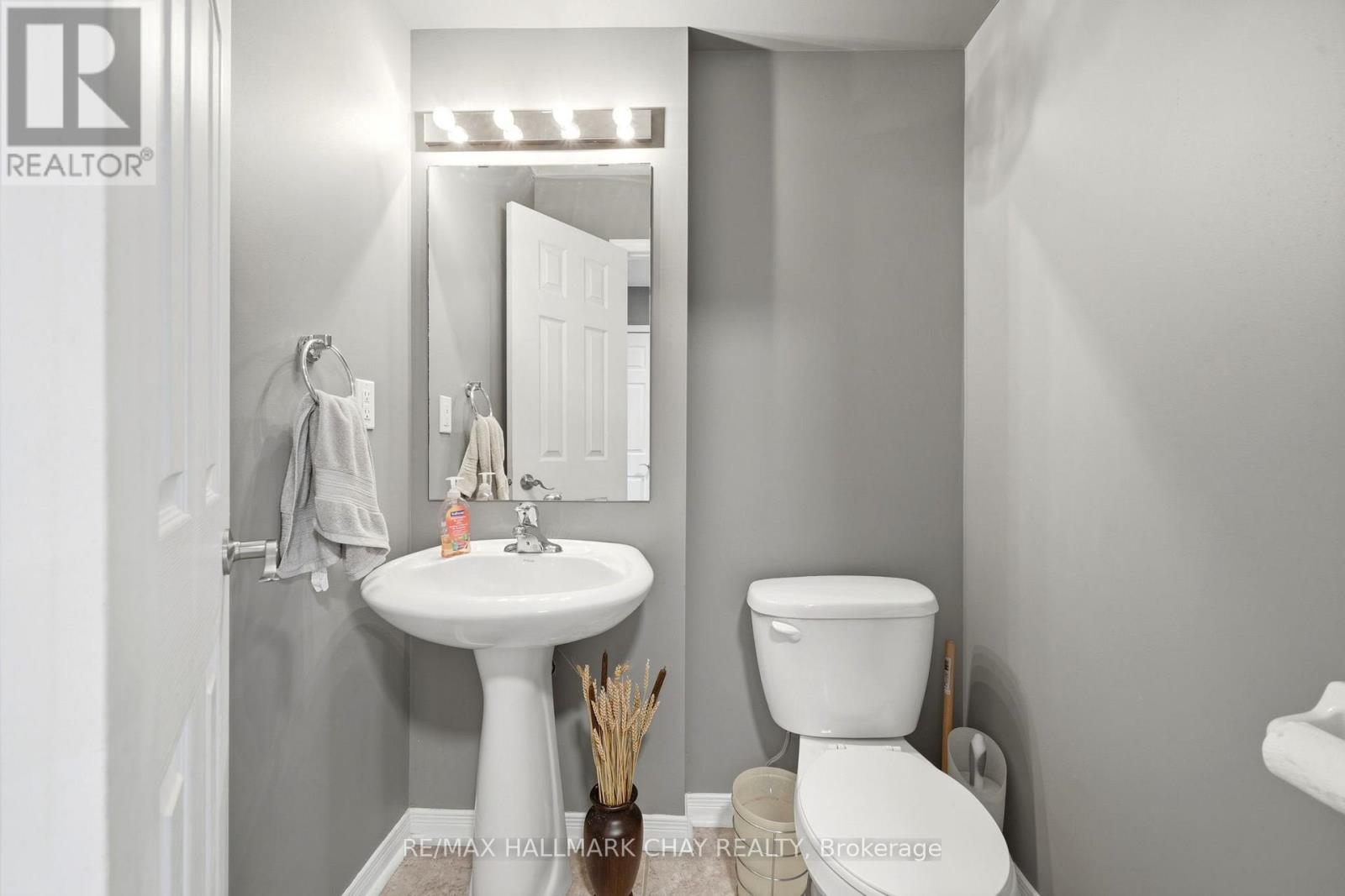160 STONEMOUNT CRESCENT - 20