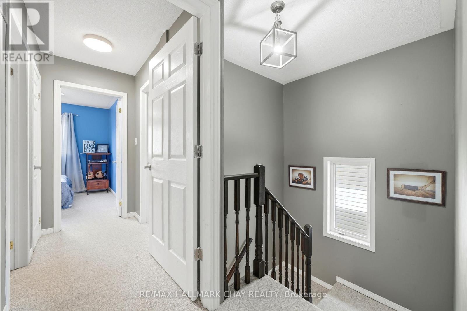 160 STONEMOUNT CRESCENT - 22