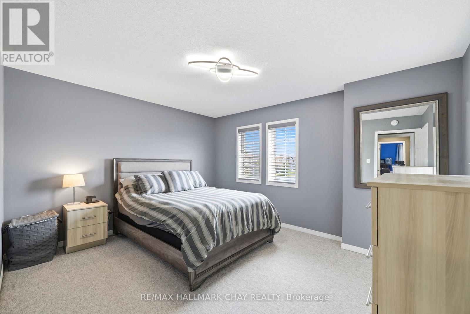 160 STONEMOUNT CRESCENT - 23
