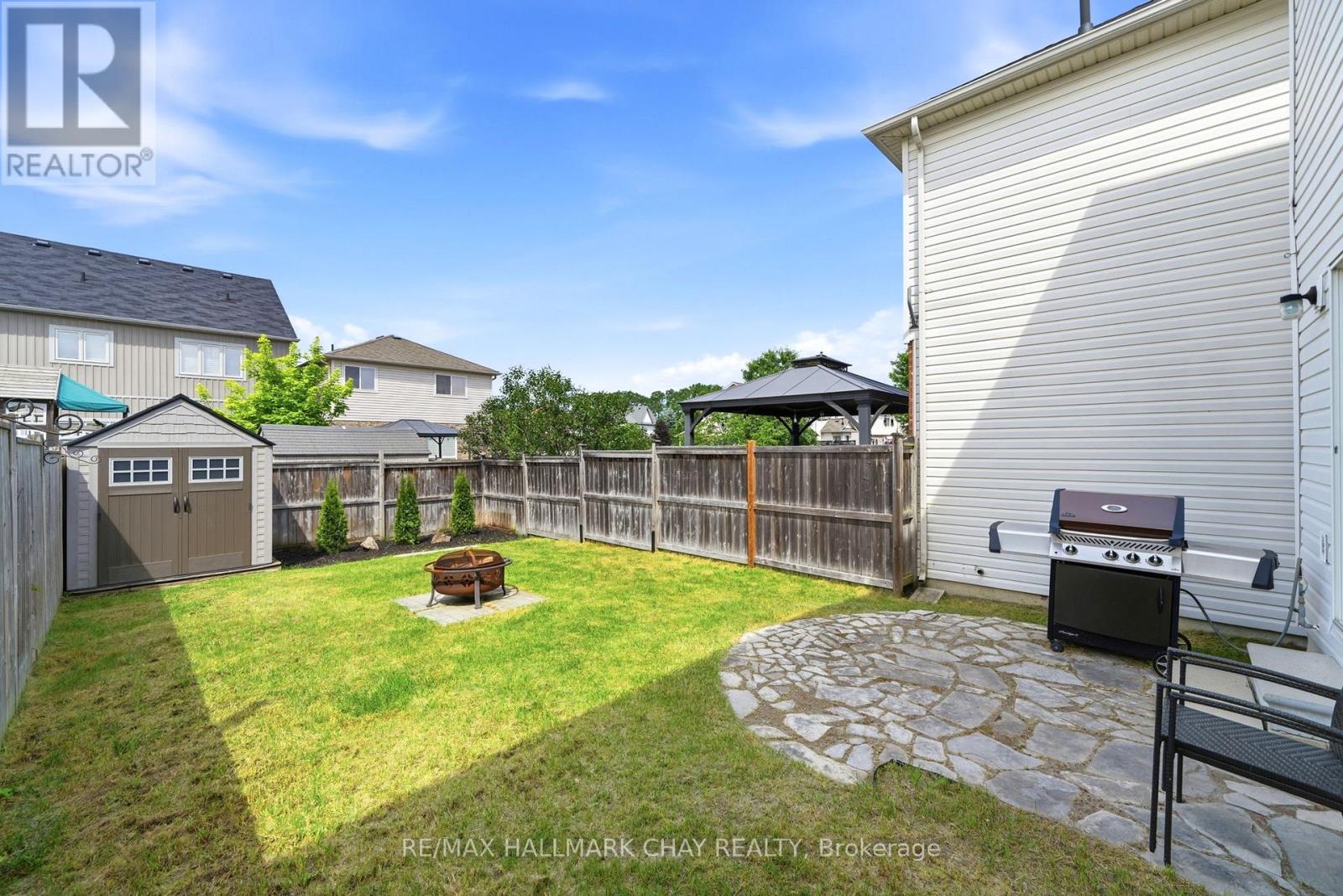 160 STONEMOUNT CRESCENT - 36