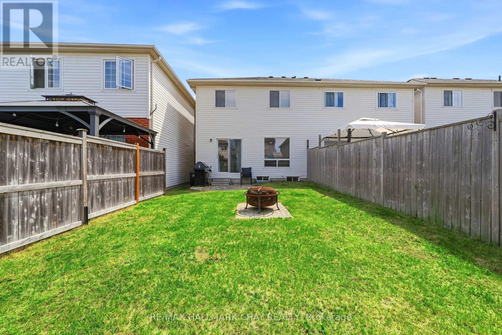 160 STONEMOUNT CRESCENT - 37