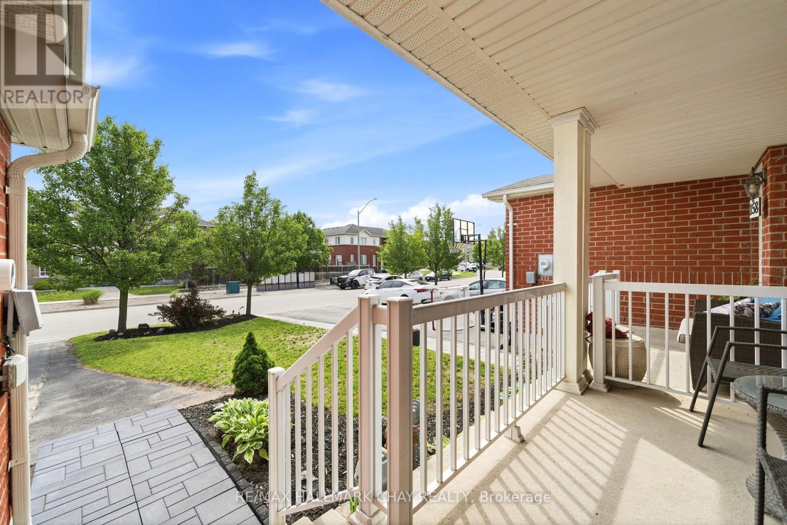 160 STONEMOUNT CRESCENT - 5