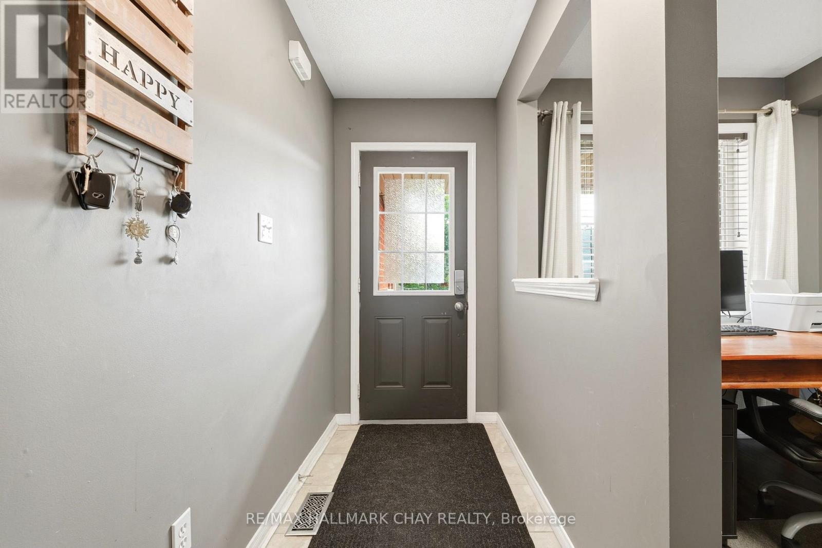 160 STONEMOUNT CRESCENT - 6