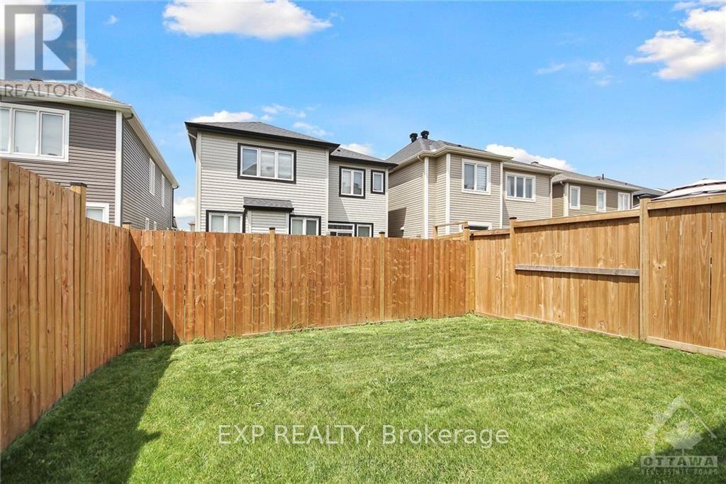 4 Bed, 4 Bath House for Rent in Ottawa – 916 KILBIRNIE DRIVE, Ottawa – MLS# X13477142 - Image 17