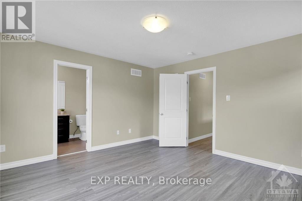4 Bed, 4 Bath House for Rent in Ottawa – 916 KILBIRNIE DRIVE, Ottawa – MLS# X13477142 - Image 8