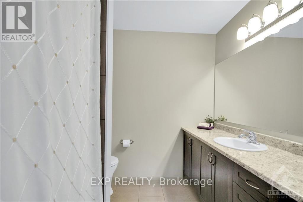 4 Bed, 4 Bath House for Rent in Ottawa – 916 KILBIRNIE DRIVE, Ottawa – MLS# X13477142 - Image 14