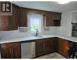 Kitchen - 2861 Route 134, Shediac Cape, NB E4P3E8 Photo 6