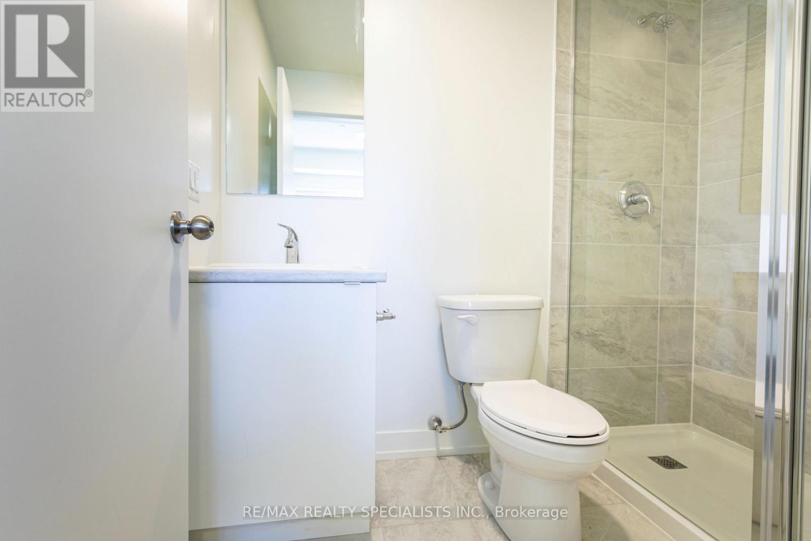 #106A 16 MELBOURNE AVENUE - 21